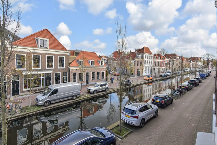 Photo 79 of Oosteinde 191