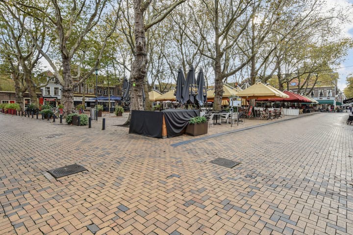 Photo 83 of Oosteinde 191