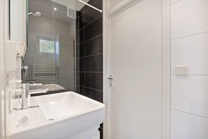 Photo 6 of Vincent van Goghstraat 30