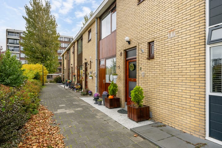 Photo 9 of Jacoba van Beierenstraat 5