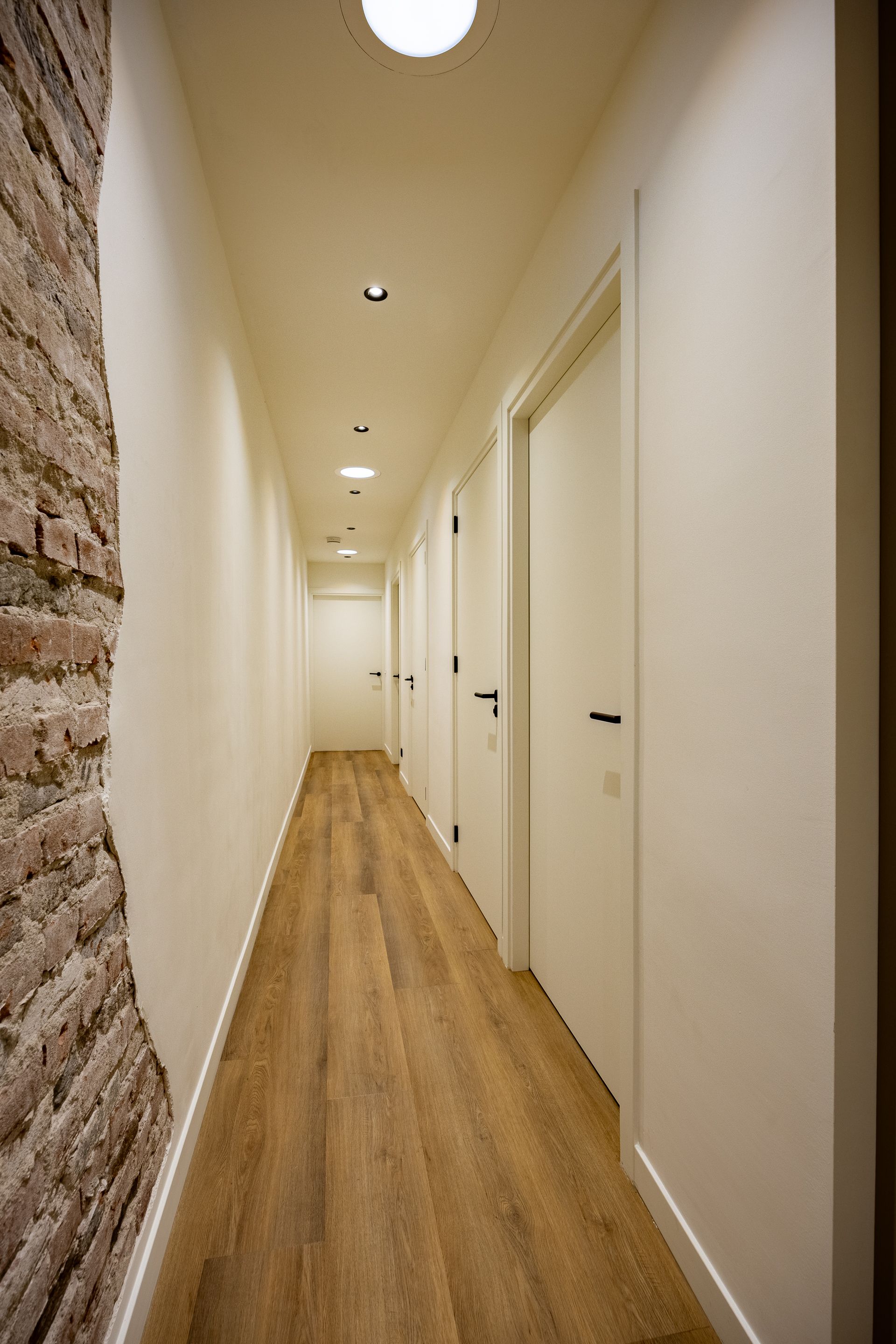 Photo 12 of Spittaalstraat 47