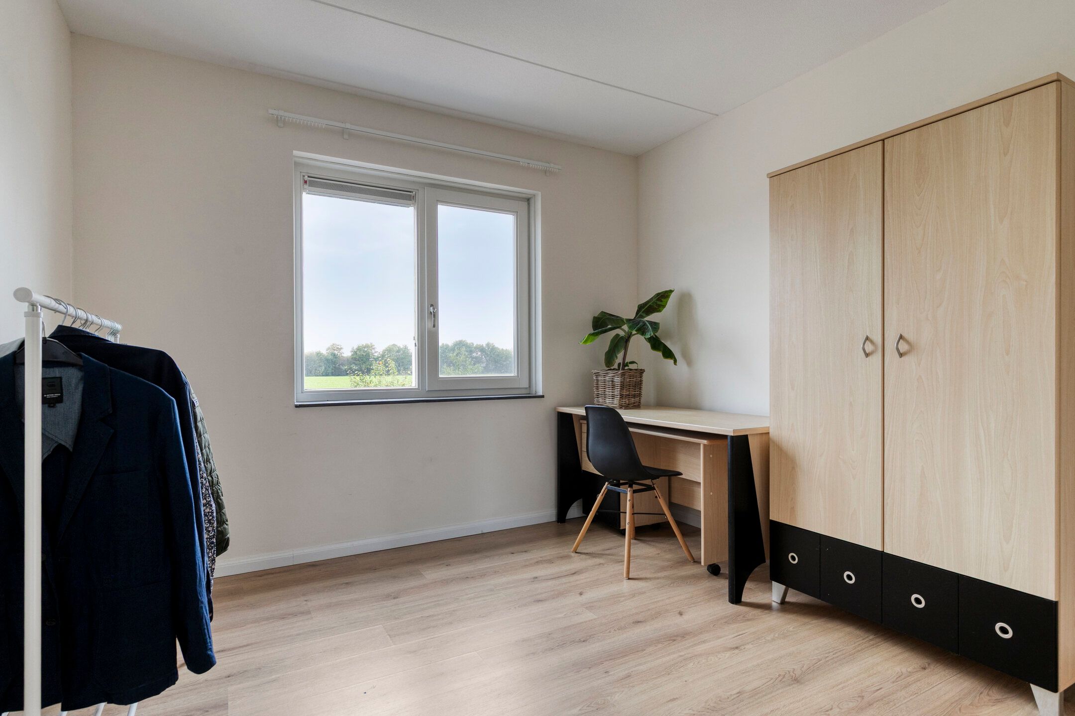 Foto 24 van Den Berk 18