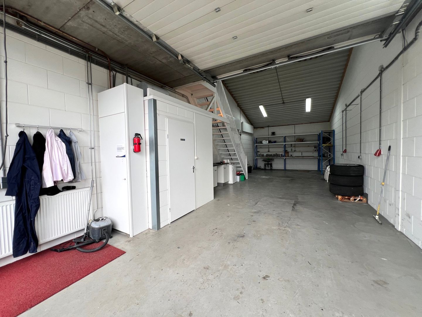 Bekijk foto 2 van Carneool 144