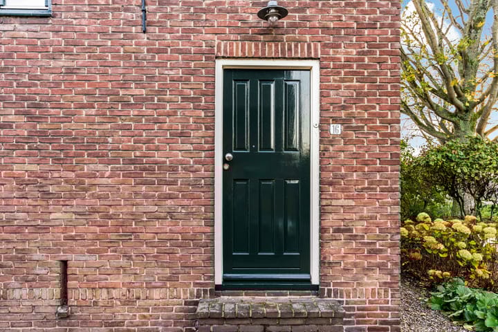 Photo 2 of Aalsmeerderweg 16