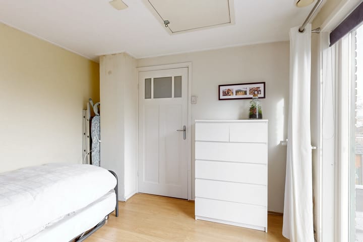 Photo 16 of Aalsmeerderweg 16