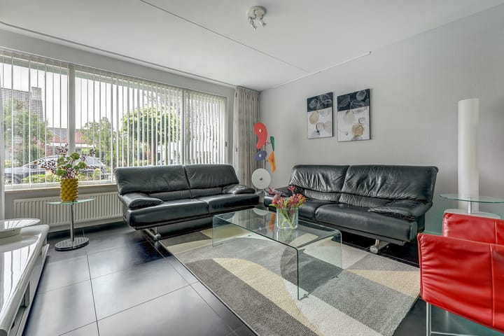 Photo 5 of Van Agtlaan 15