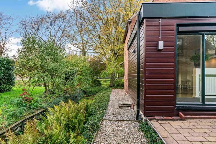 Photo 22 of Aalsmeerderweg 16