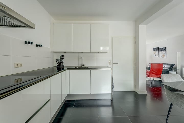 Photo 10 of Van Agtlaan 15