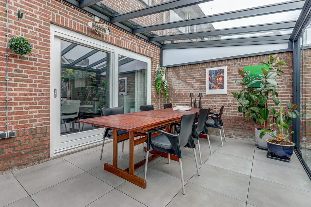 Foto 16 van Van Agtlaan 15