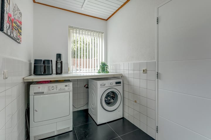 Photo 20 of Van Agtlaan 15