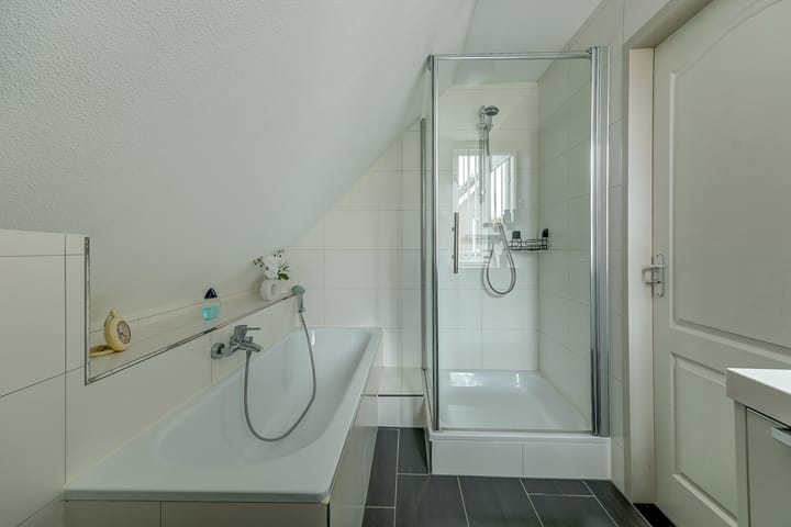 Photo 27 of Van Agtlaan 15