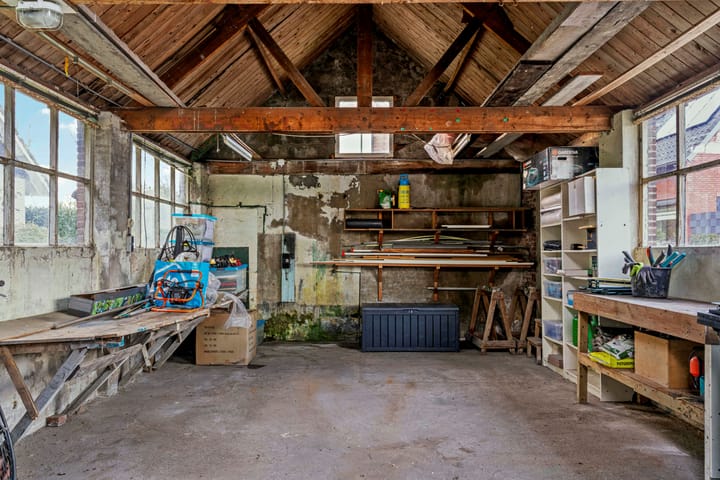 Photo 25 of Aalsmeerderweg 16