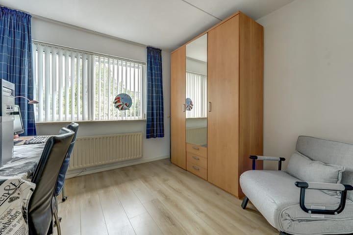 Photo 31 of Van Agtlaan 15