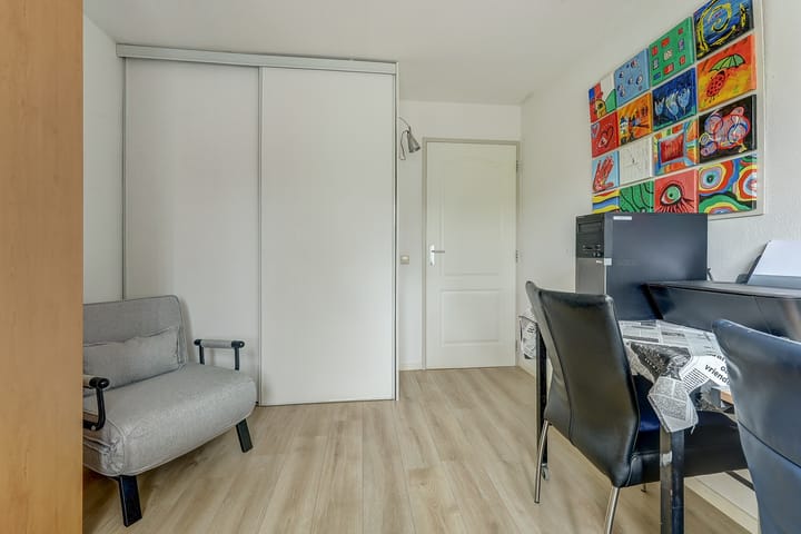 Photo 32 of Van Agtlaan 15