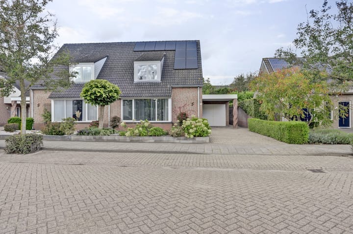 Photo 48 of Van Agtlaan 15