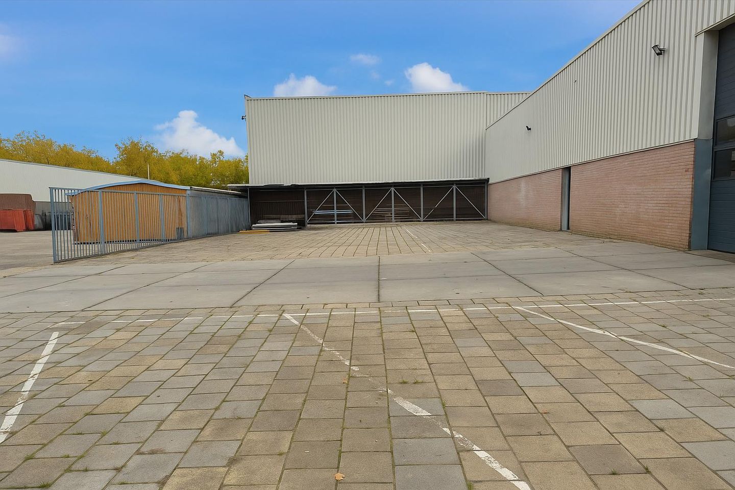 View photo 2 of Rooijakkersstraat 9