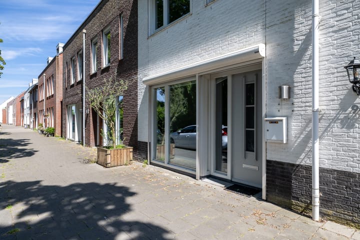 Photo 5 of West Vaardeke 98