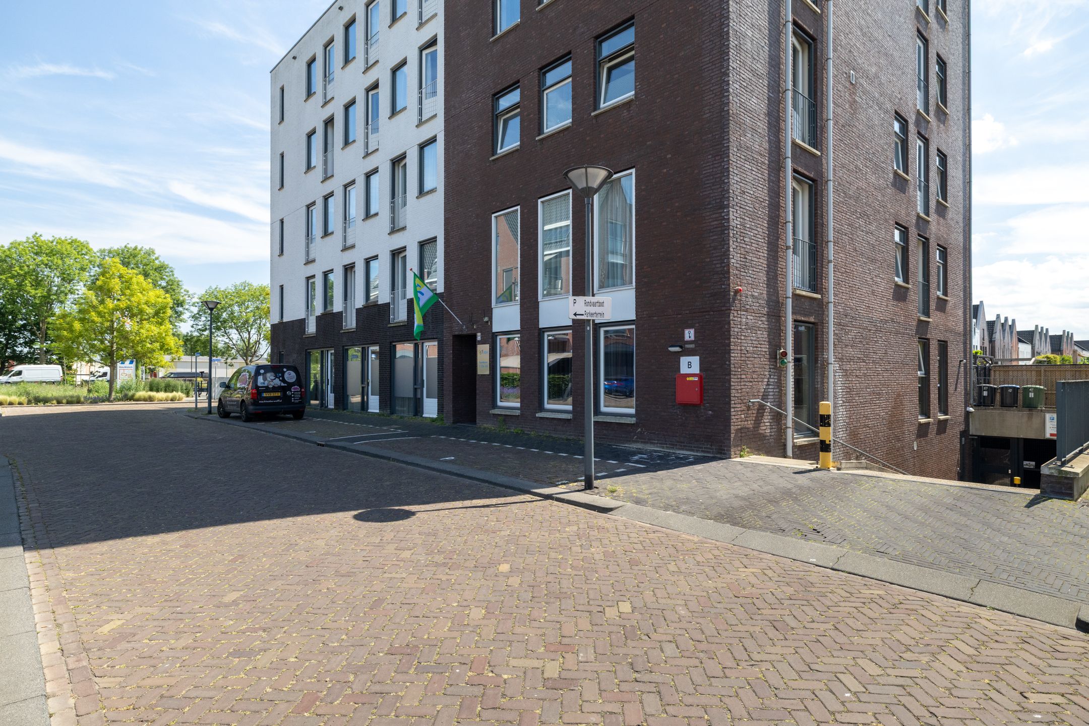 Foto 33 van West Vaardeke 98