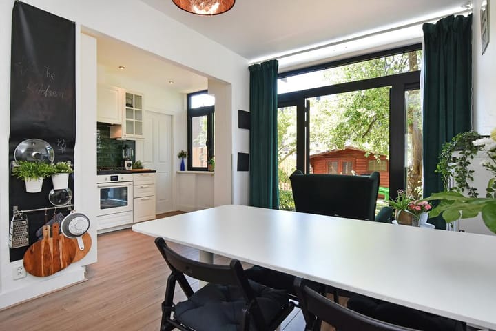 Foto 8 van Van den Boschstraat 279