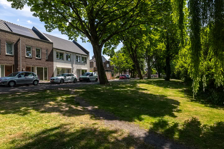 Photo 3 of West Vaardeke 98