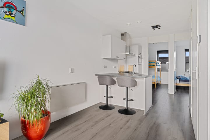 Photo 19 of De Noord 64-E