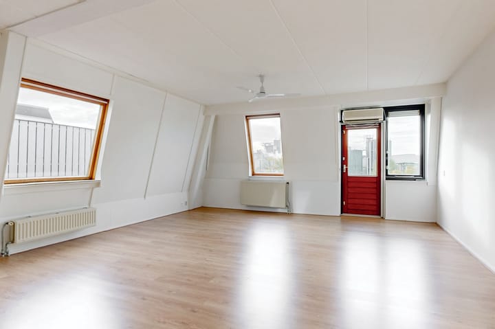 Photo 4 of Dorpsstraat 95-M