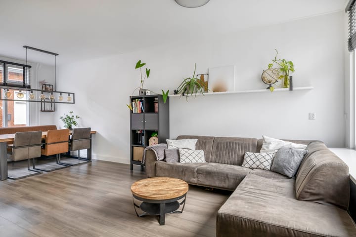 Foto 12 van Mr. de Fremerystraat 33