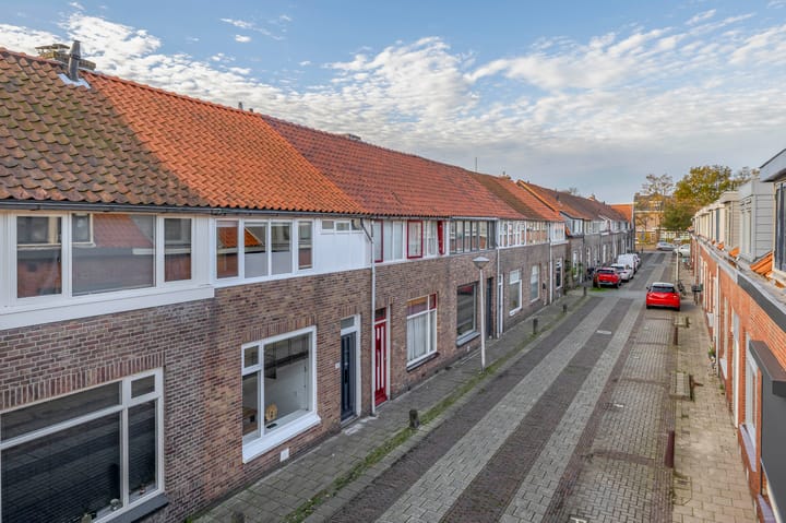 Foto 35 van Mr. de Fremerystraat 33