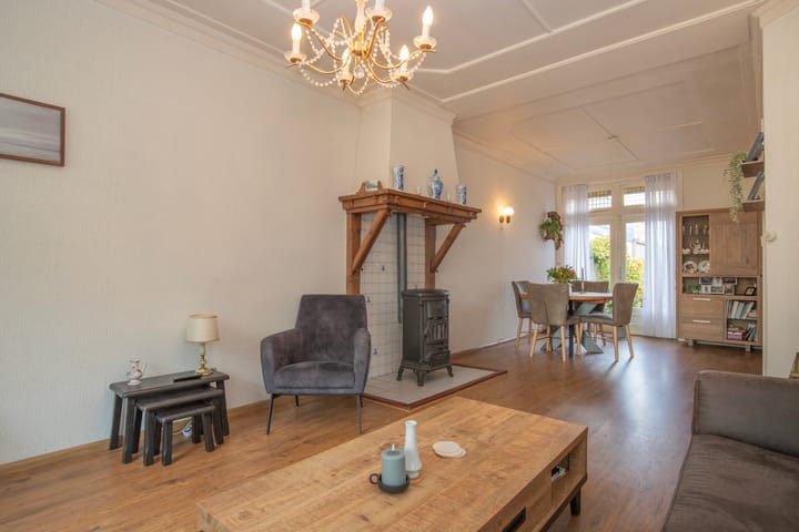 Photo 7 of Stationsweg West 7