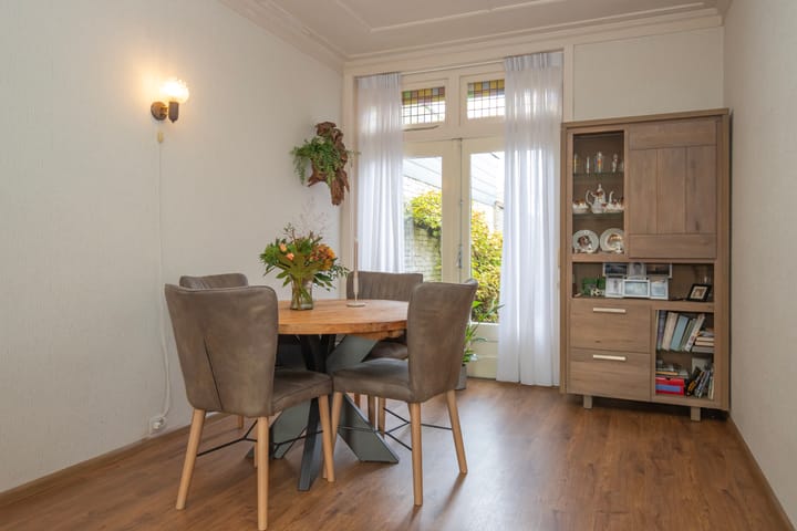 Photo 8 of Stationsweg West 7