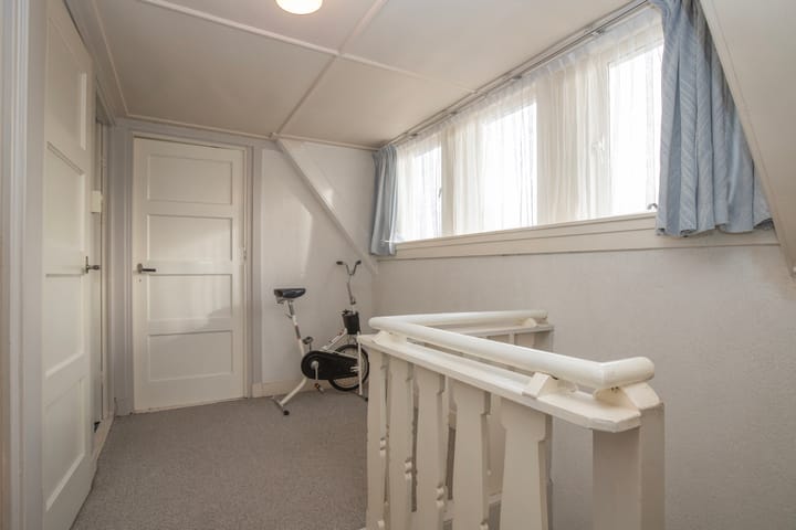 Photo 16 of Stationsweg West 7