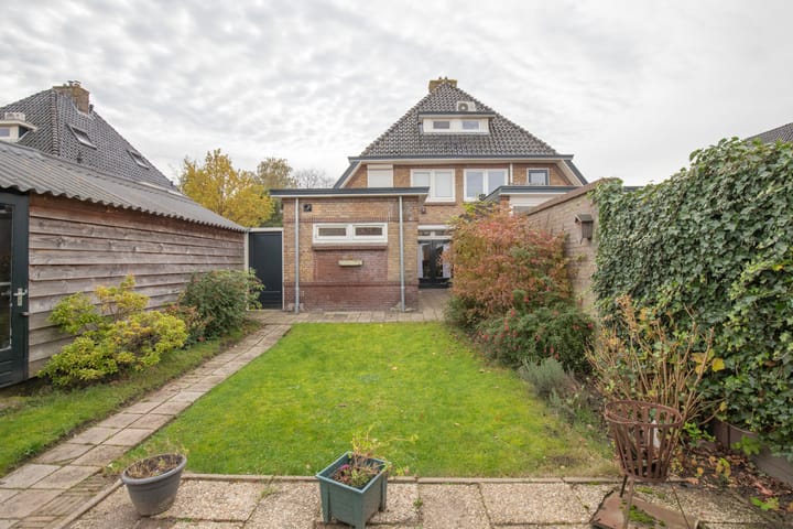 Photo 27 of Stationsweg West 7