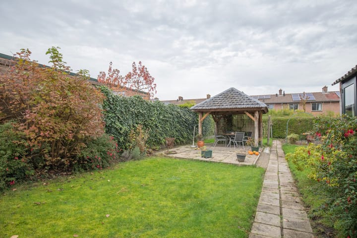 Photo 28 of Stationsweg West 7