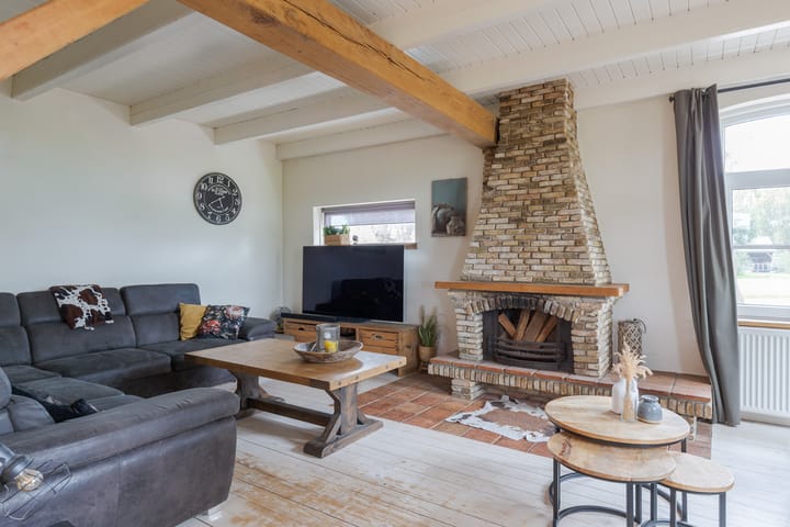 Photo 19 of Hoofdweg 31