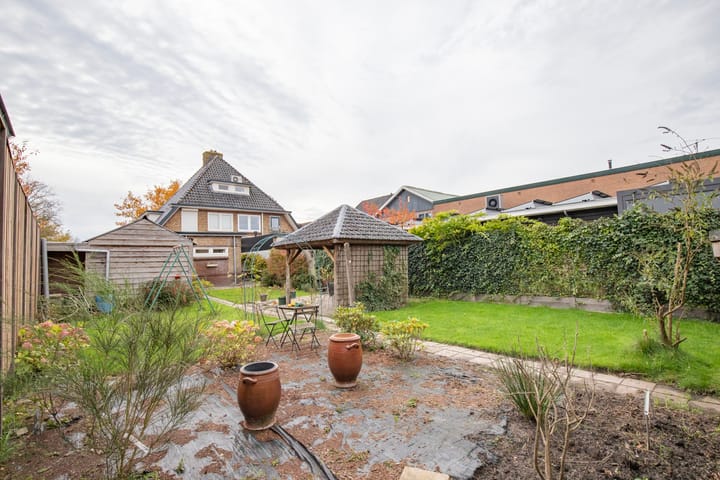 Photo 34 of Stationsweg West 7