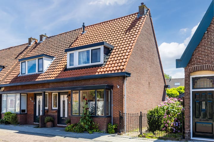 Photo 2 of Maerten van Heemskerckstraat 183