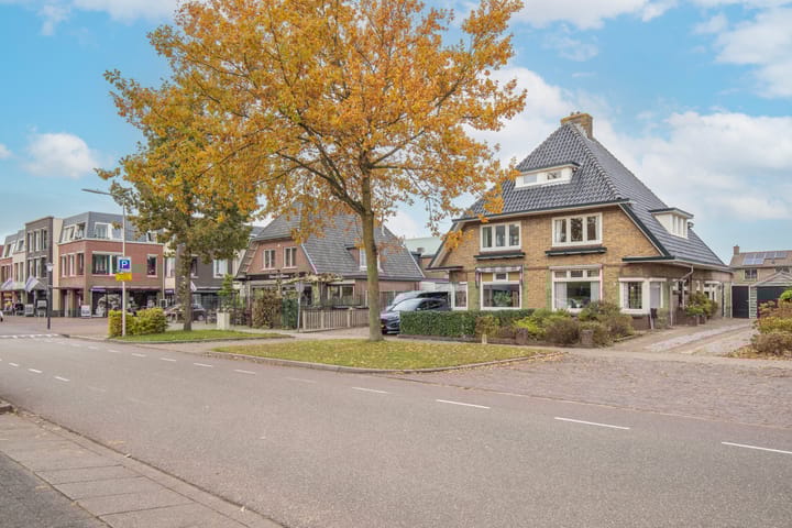 Photo 37 of Stationsweg West 7