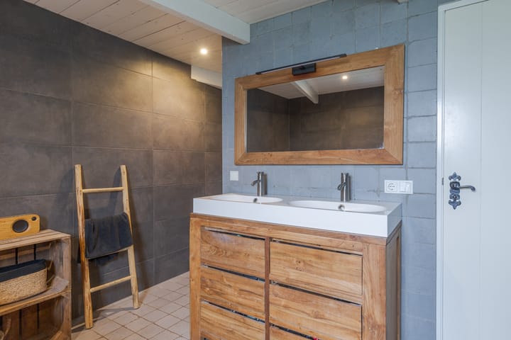 Photo 28 of Hoofdweg 31