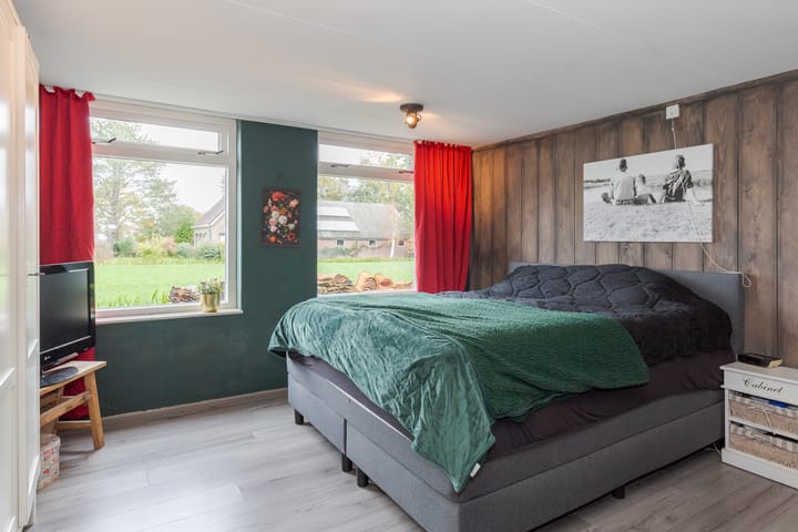 Photo 34 of Hoofdweg 31