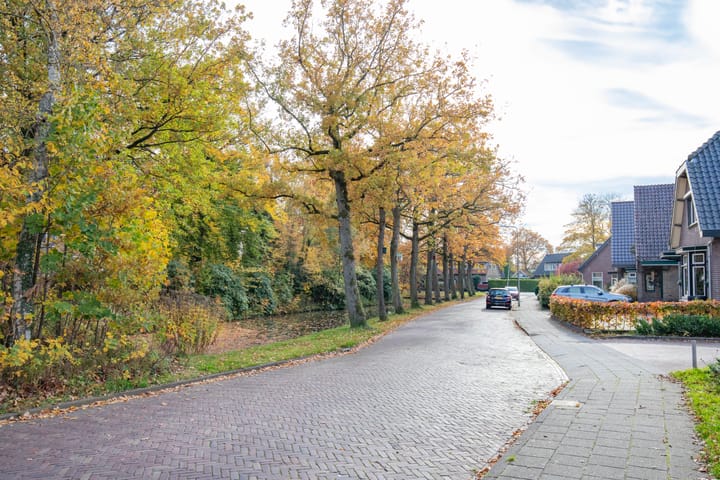 Photo 42 of Stationsweg West 7