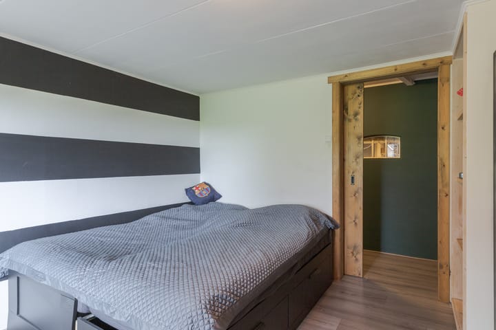 Photo 36 of Hoofdweg 31