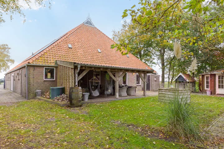 Photo 56 of Hoofdweg 31