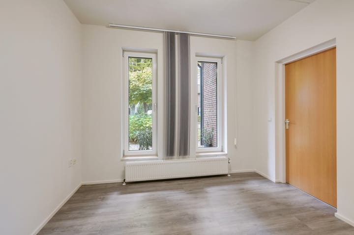 Foto 26 van Doesburgseweg 10