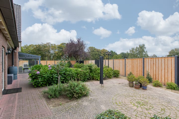 Foto 36 van Doesburgseweg 10