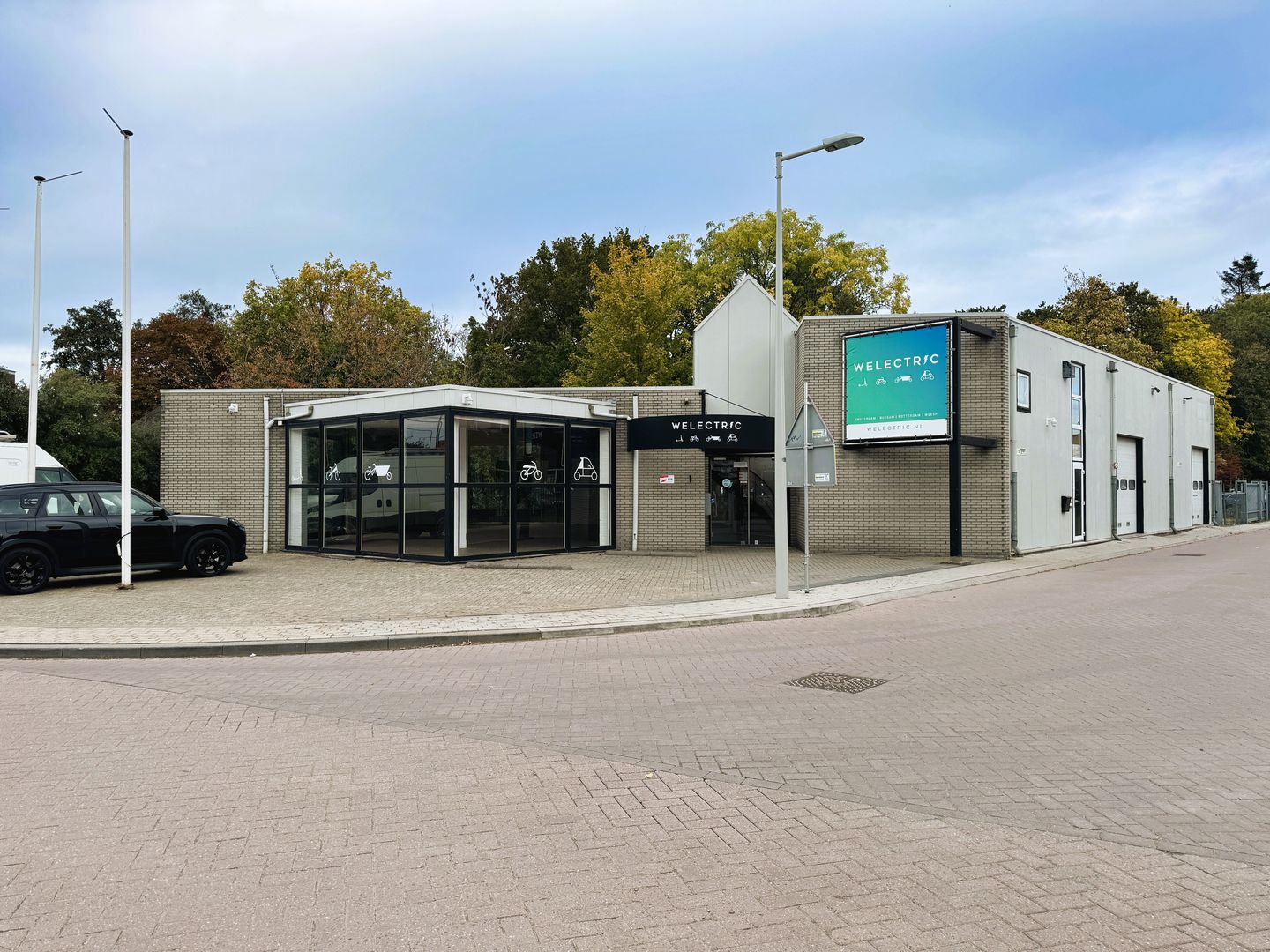 Bekijk foto 1 van Nijverheidslaan 1