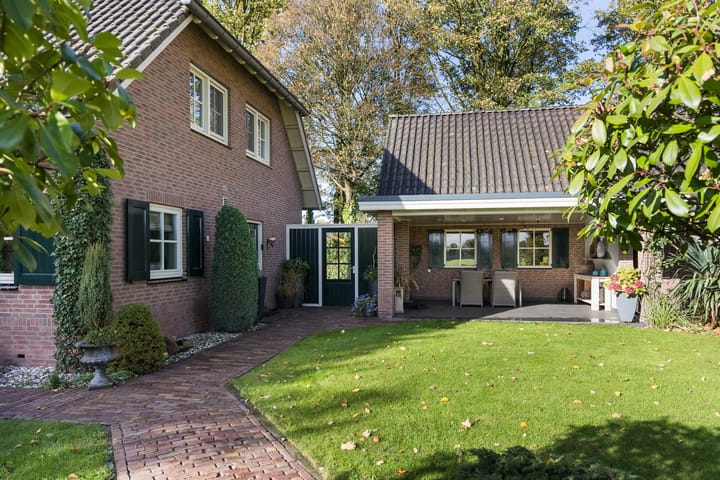 Photo 39 of Batsdijk 22