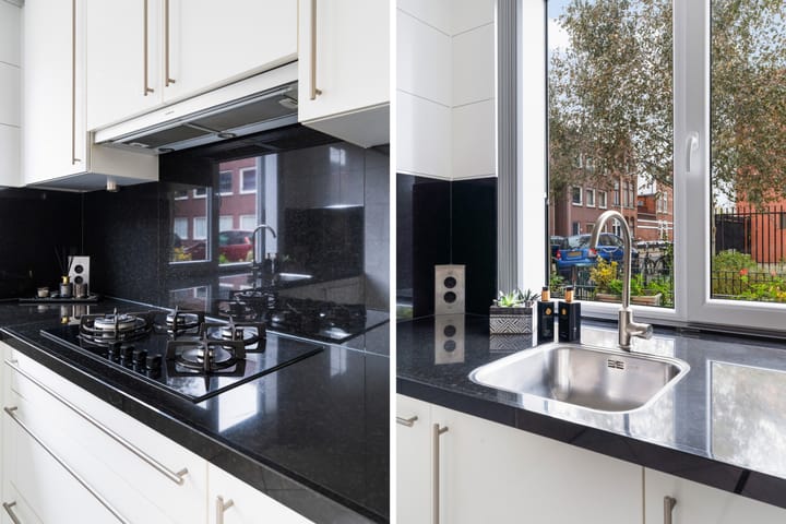 Photo 22 of Van Miereveltstraat 55