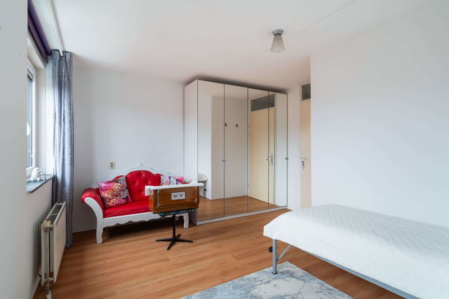 Photo 40 of Van Miereveltstraat 55