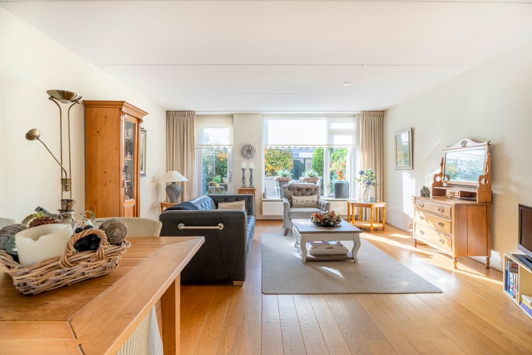 Foto 2 van Kamperfoelie 4