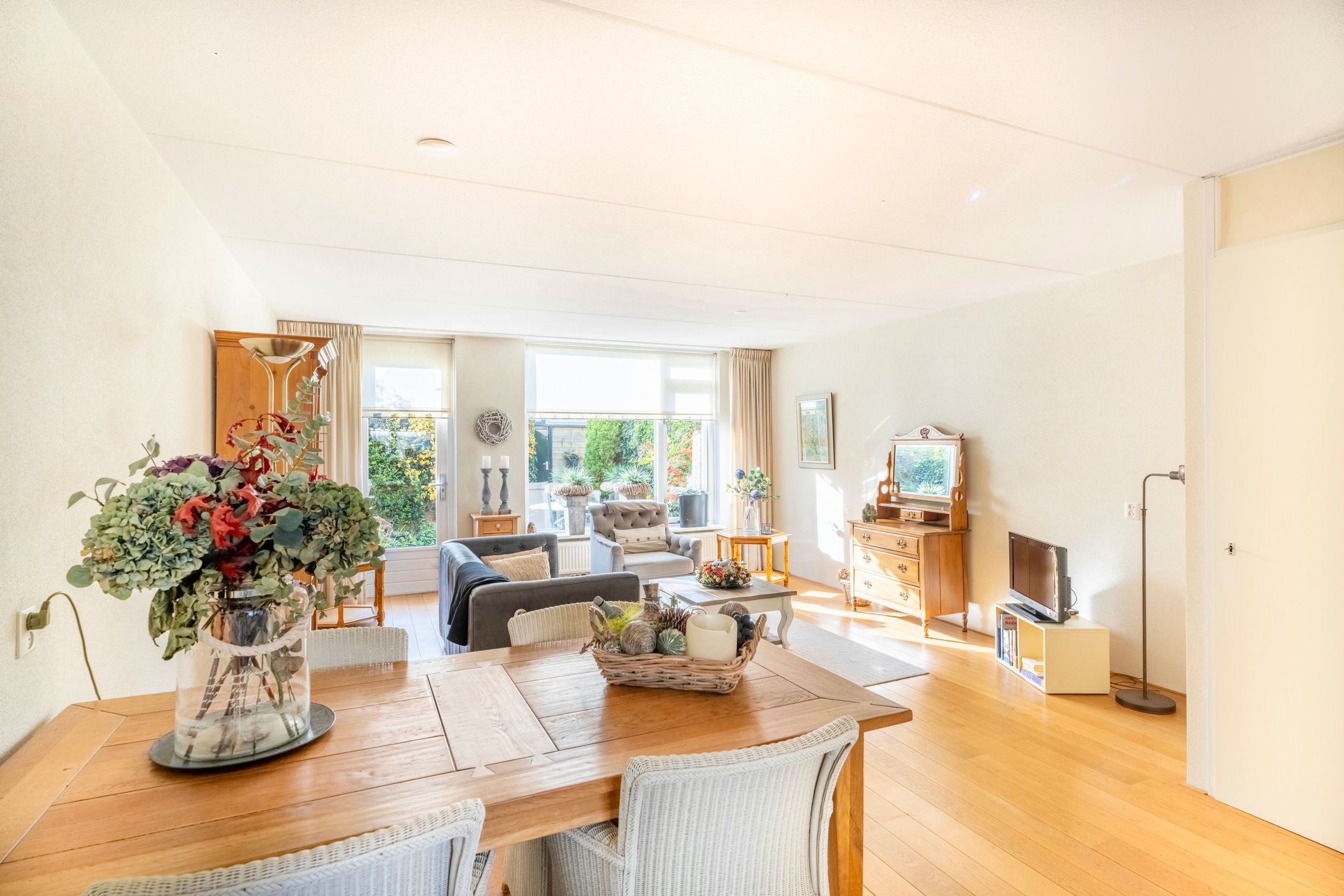 Foto 9 van Kamperfoelie 4